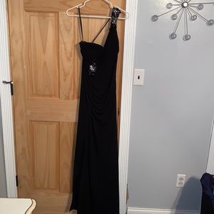 Adrianna Papell prom dress